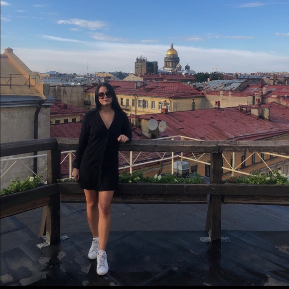 MEET THE POSHER - Picture 2 of 5